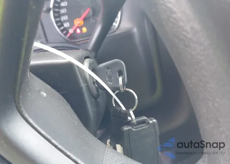 2016 Chevrolet Silverado 1500 Custom из США, поврежденный, VIN 1GCRCPEC9GZ244357